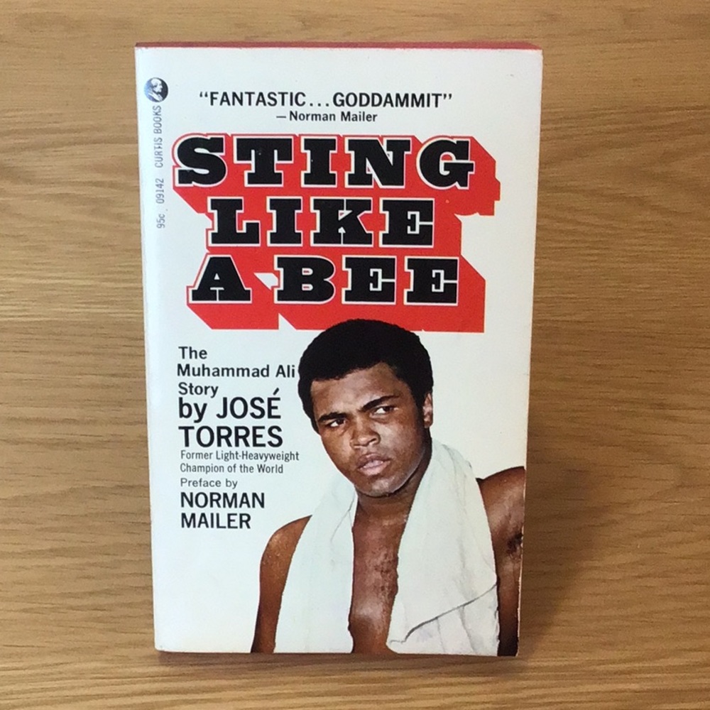 Vintage Paperback - Sting Like a Bee